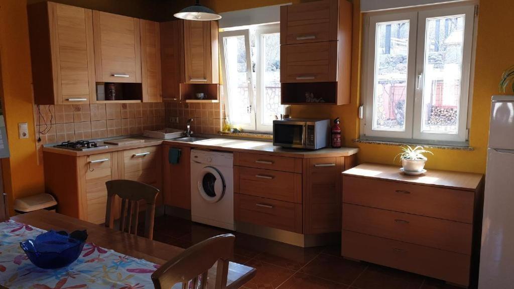 Apartments Roses Dobrinj Εξωτερικό φωτογραφία