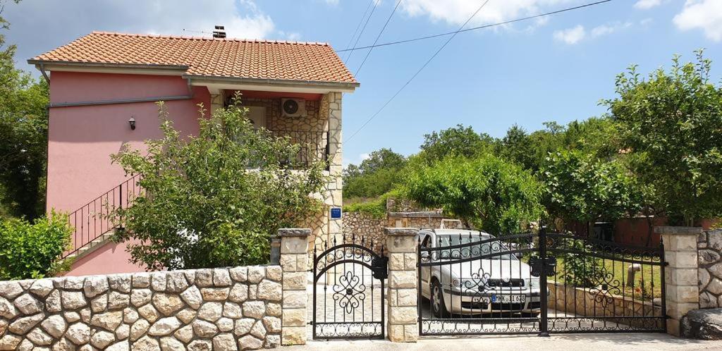 Apartments Roses Dobrinj Εξωτερικό φωτογραφία
