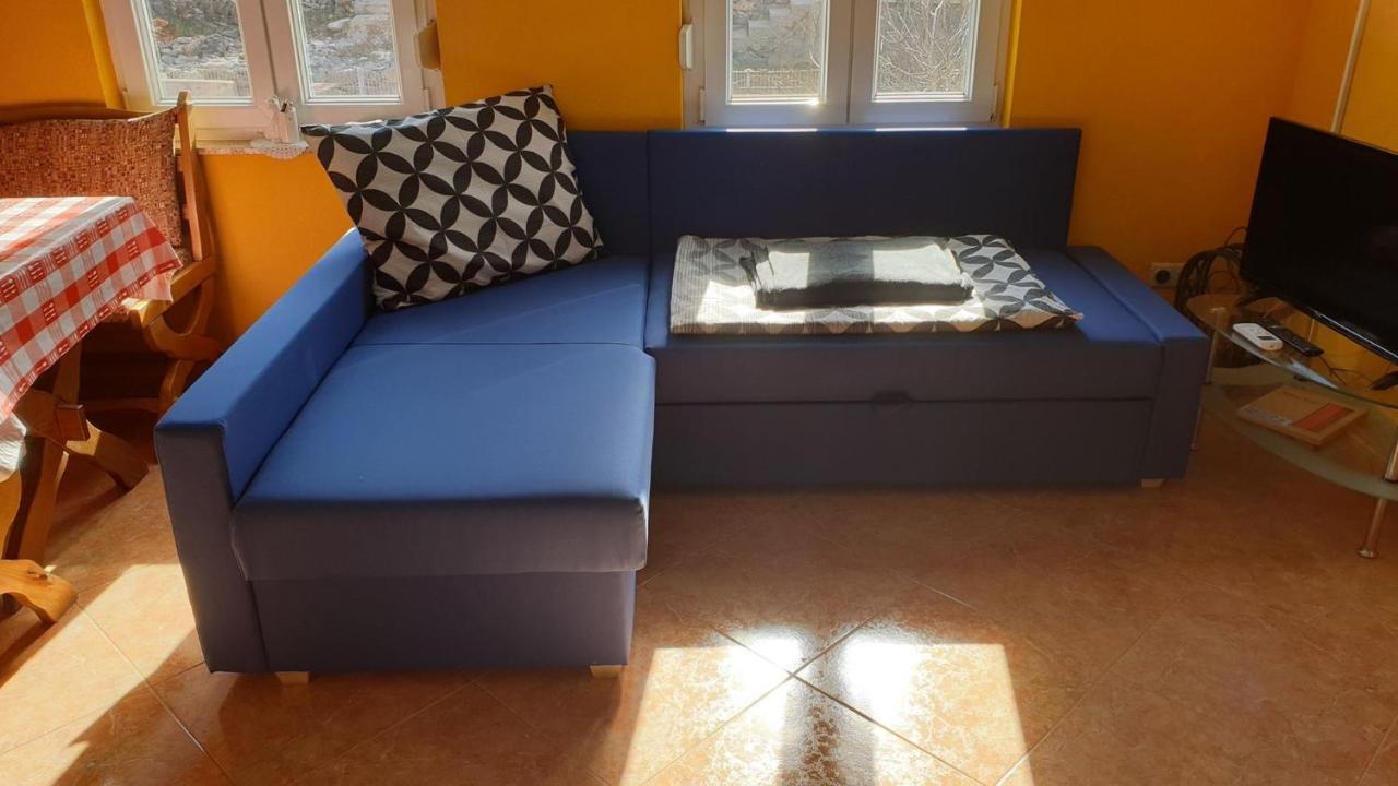 Apartments Roses Dobrinj Εξωτερικό φωτογραφία