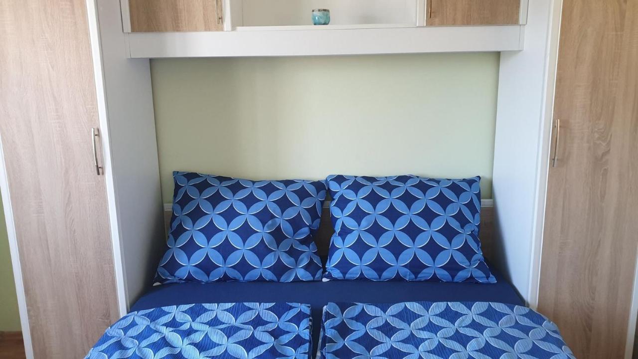 Apartments Roses Dobrinj Εξωτερικό φωτογραφία