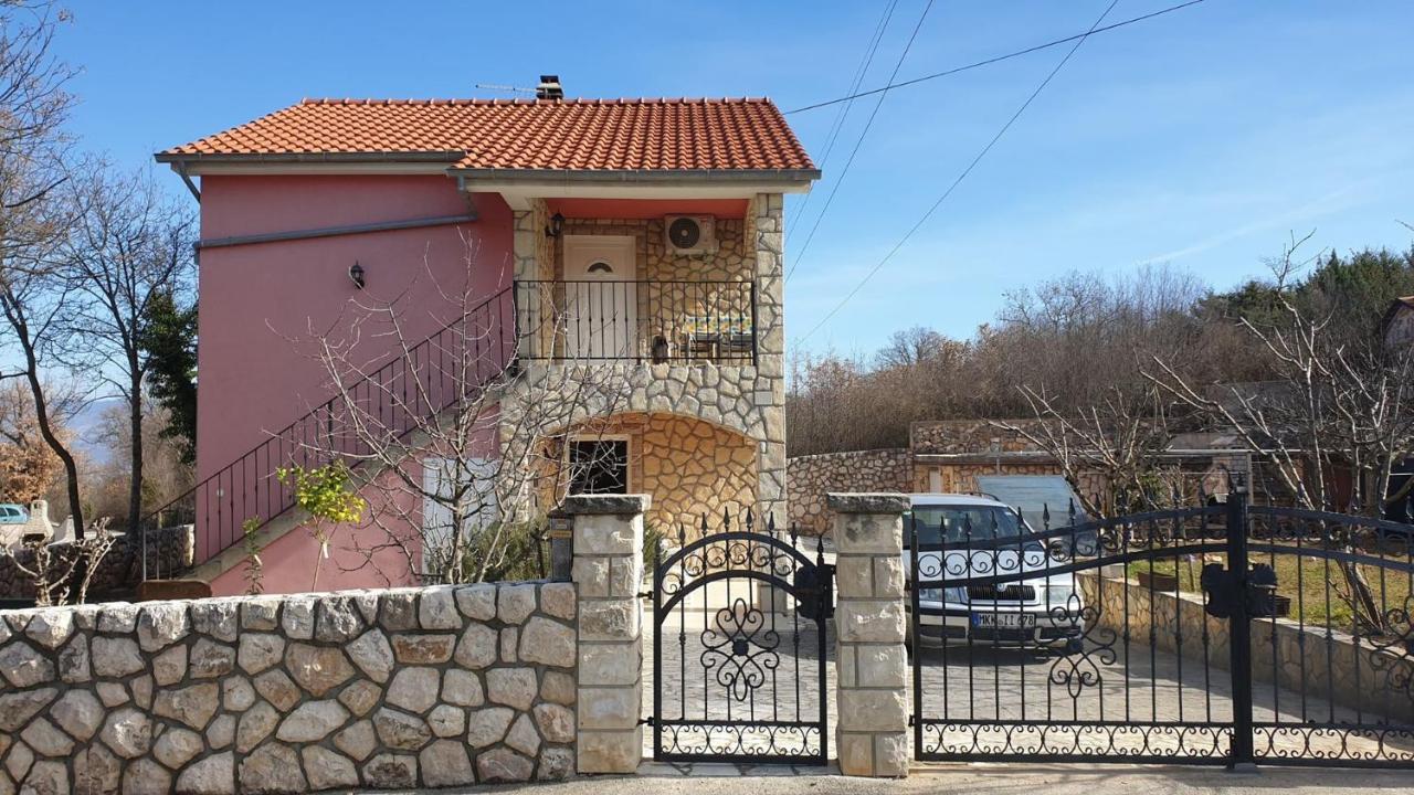 Apartments Roses Dobrinj Εξωτερικό φωτογραφία