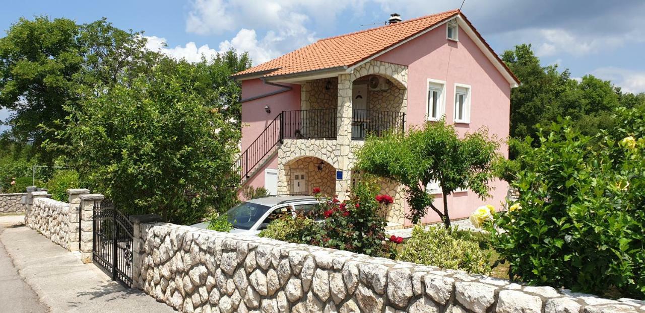 Apartments Roses Dobrinj Εξωτερικό φωτογραφία
